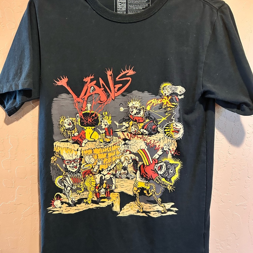 Vans Black T-Shirt Gallery Dwinky Ka